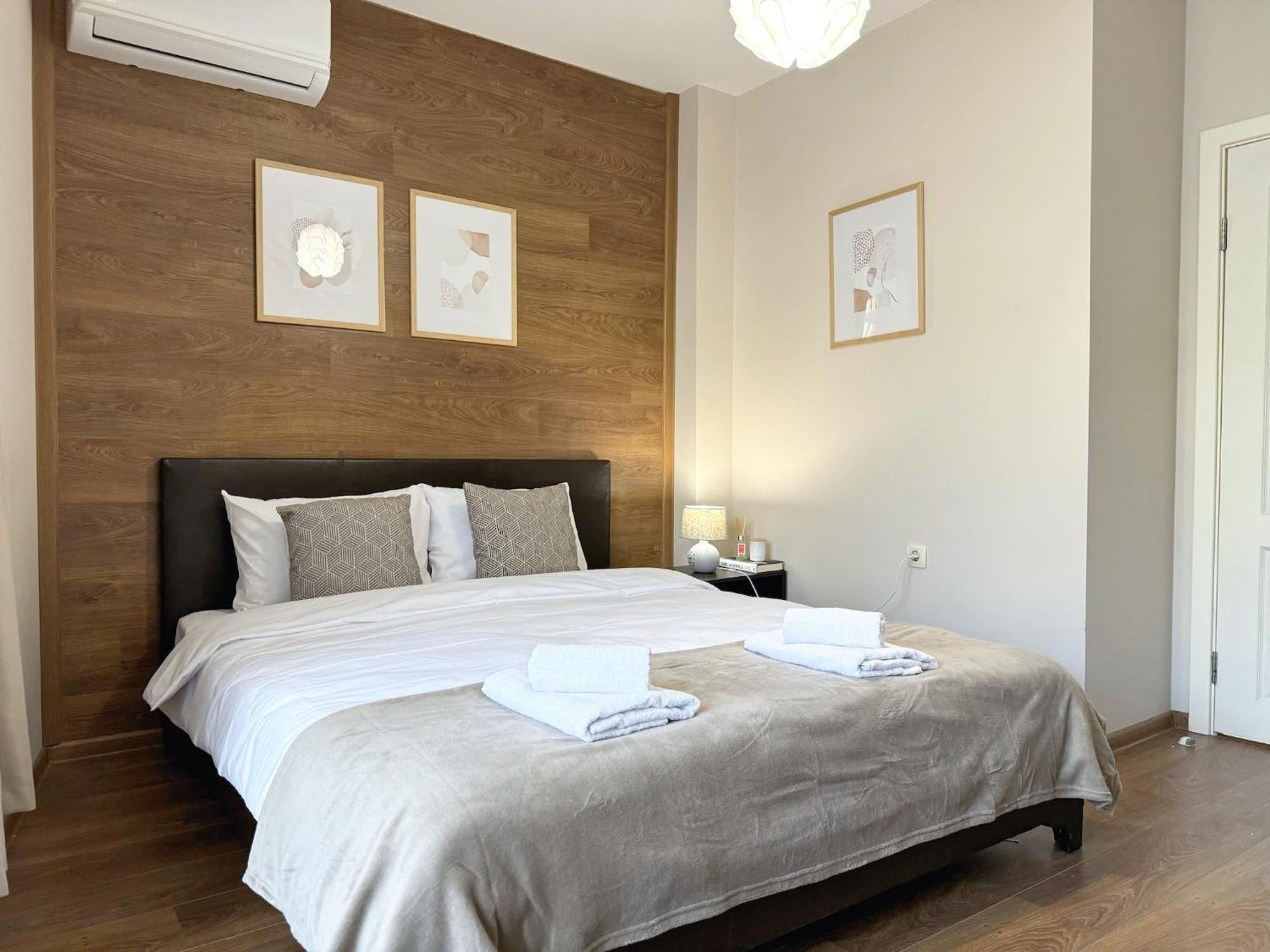 Top Centre Plovdiv Apt. With Parking For 4 Guests Buitenkant foto