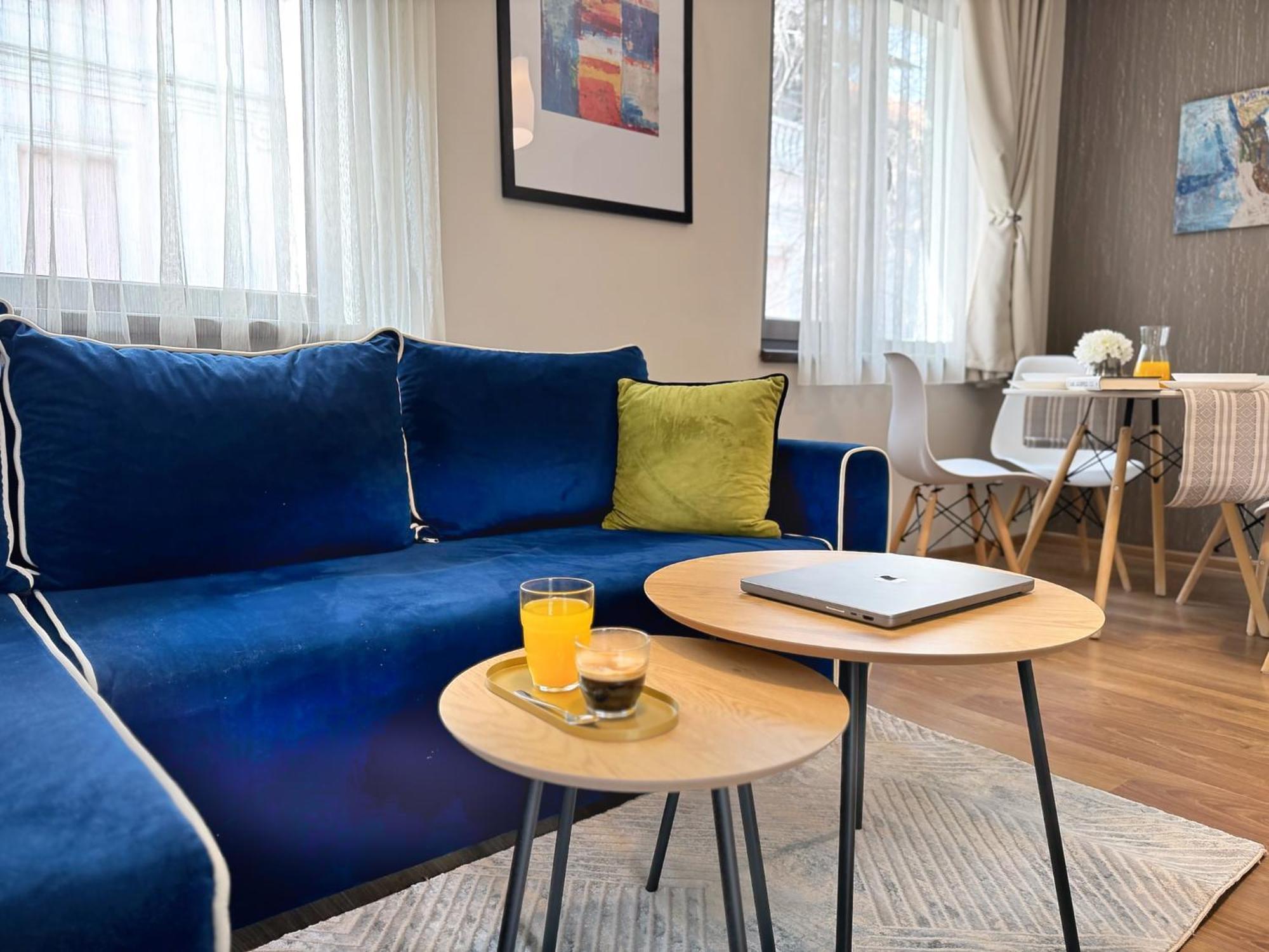 Top Centre Plovdiv Apt. With Parking For 4 Guests Buitenkant foto