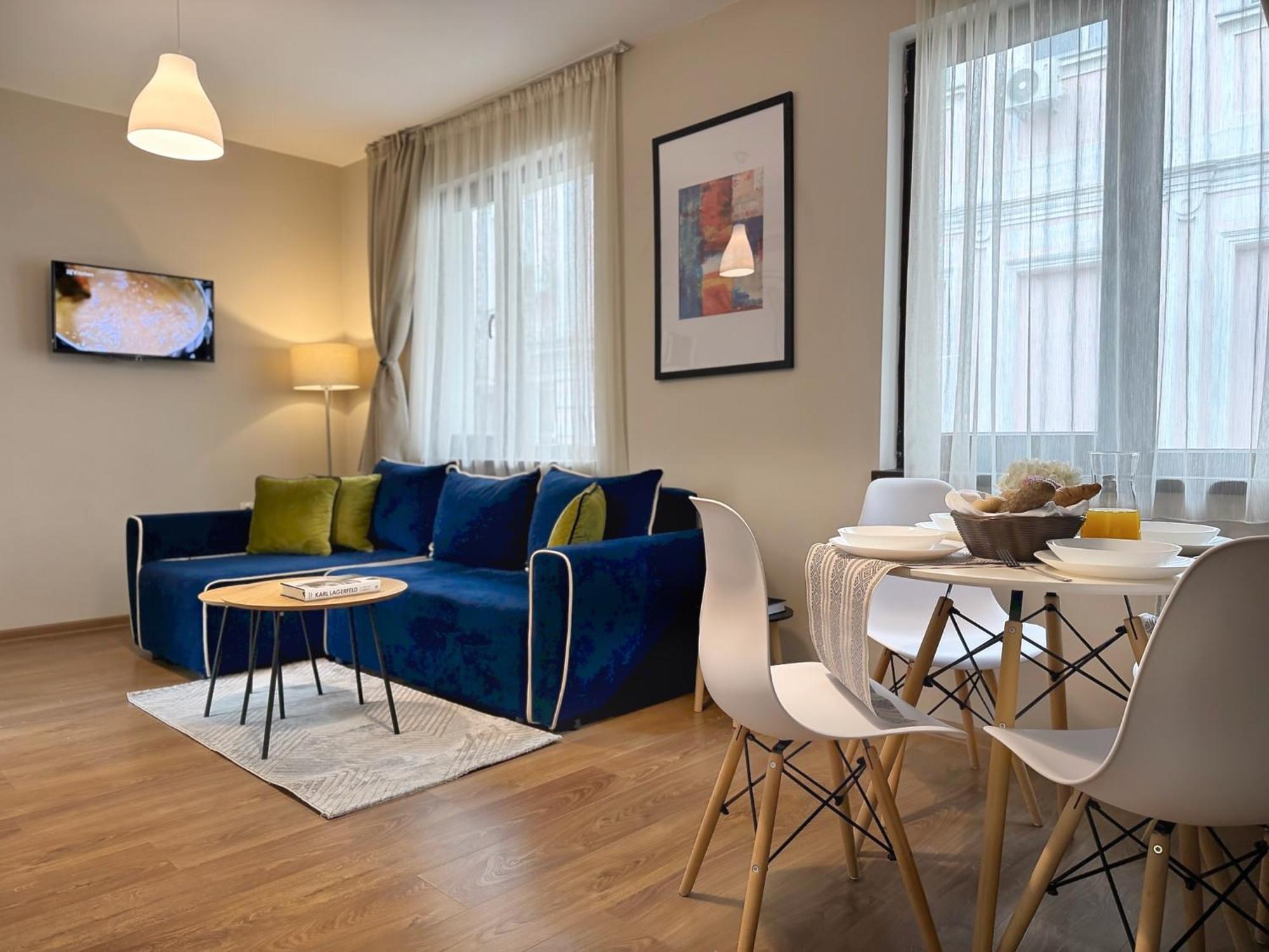 Top Centre Plovdiv Apt. With Parking For 4 Guests Buitenkant foto