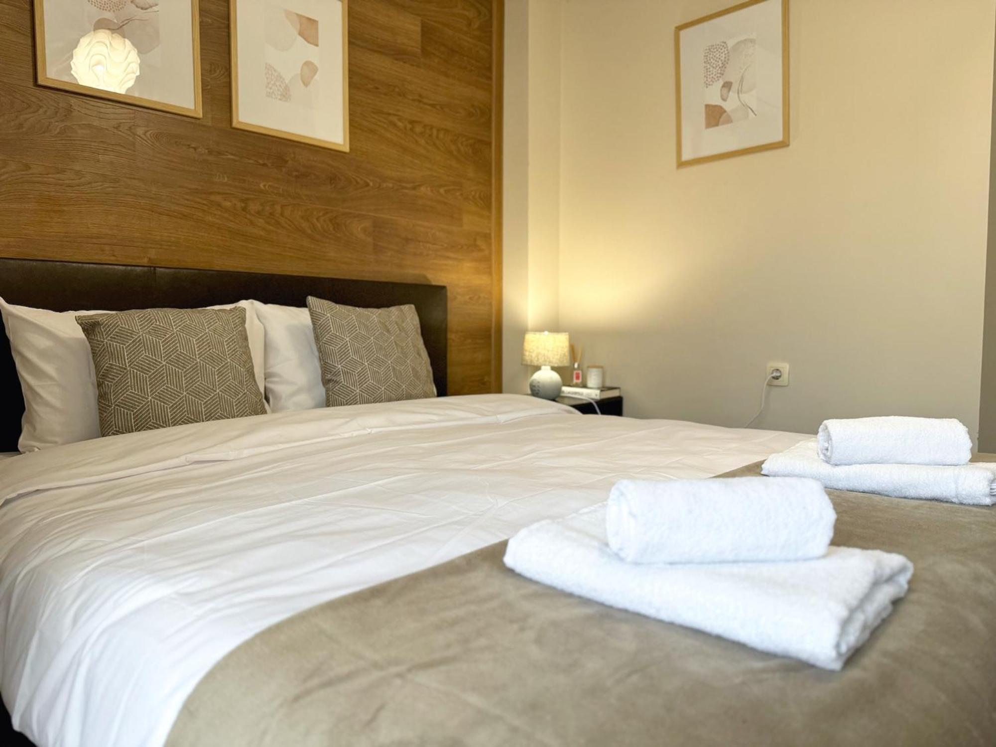 Top Centre Plovdiv Apt. With Parking For 4 Guests Buitenkant foto