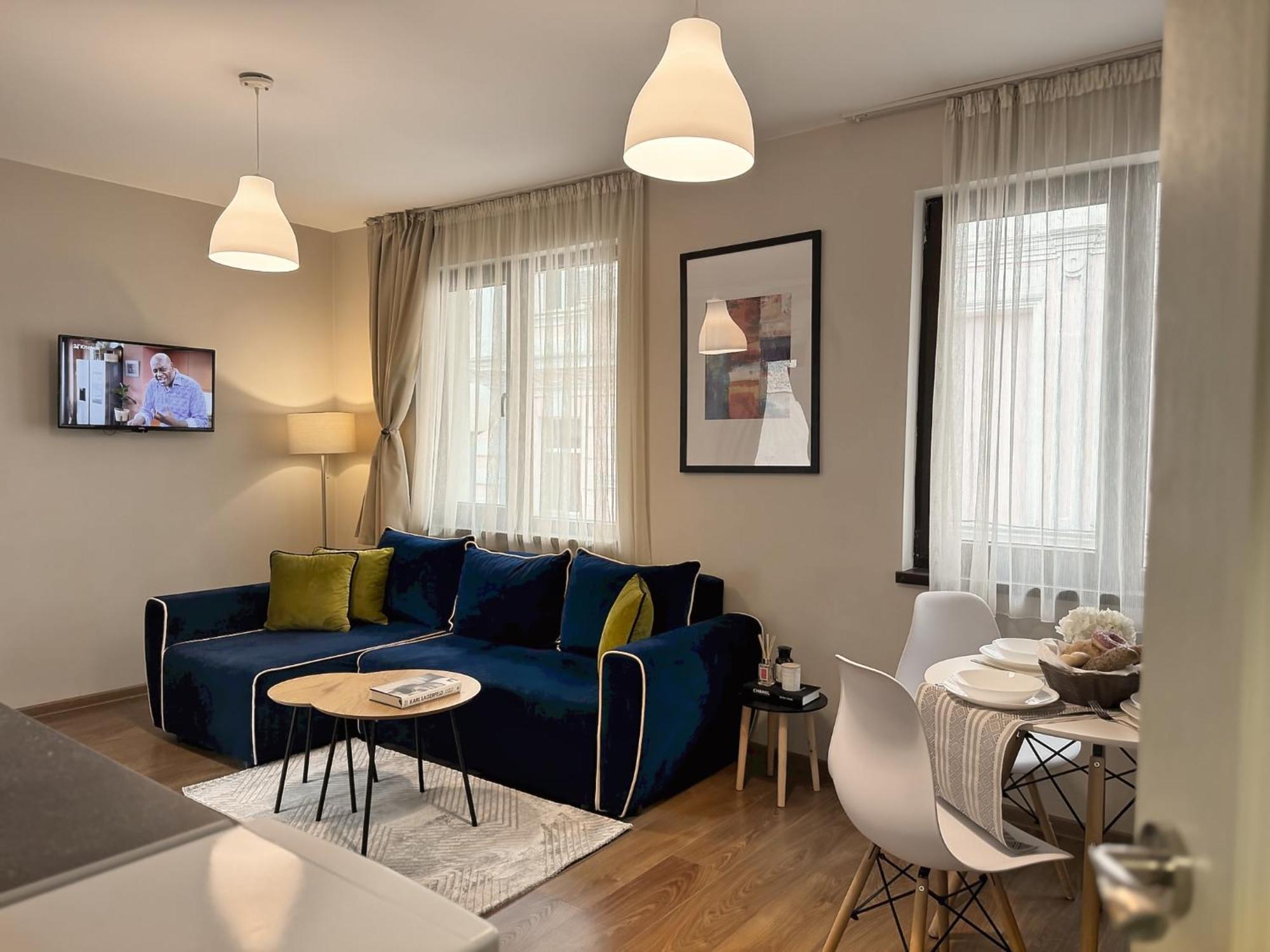 Top Centre Plovdiv Apt. With Parking For 4 Guests Buitenkant foto