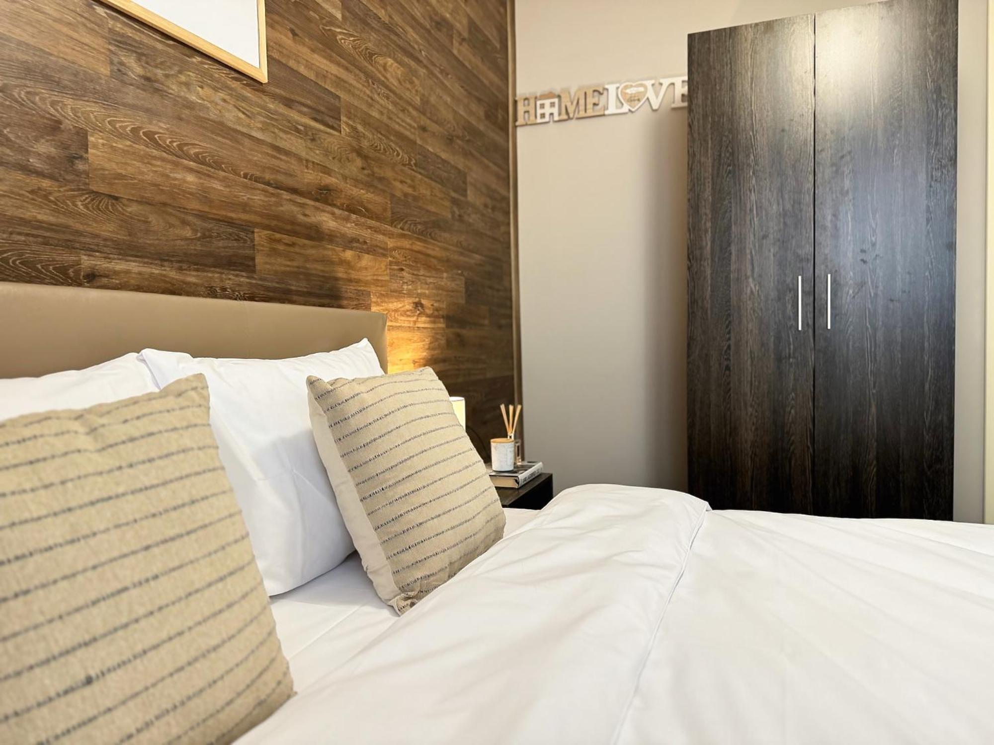Top Centre Plovdiv Apt. With Parking For 4 Guests Buitenkant foto