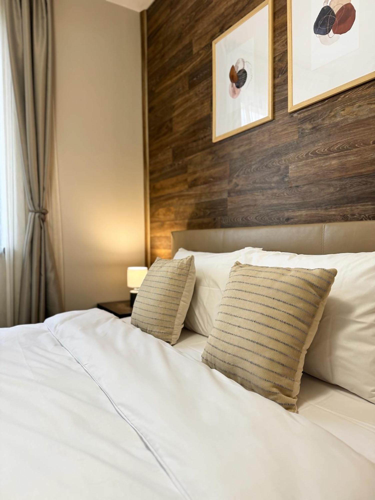 Top Centre Plovdiv Apt. With Parking For 4 Guests Buitenkant foto