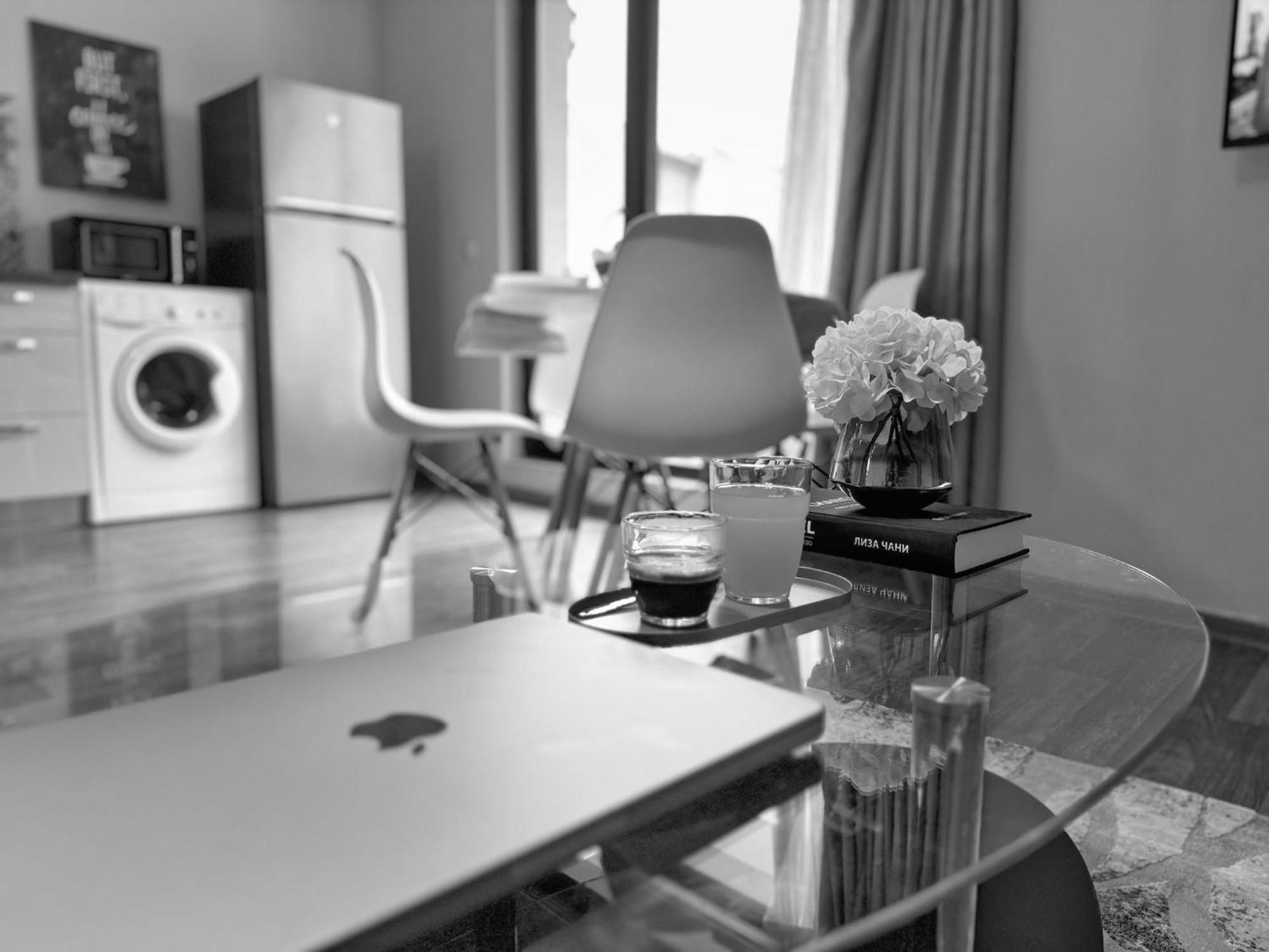 Top Centre Plovdiv Apt. With Parking For 4 Guests Buitenkant foto